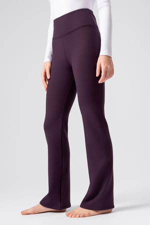 lelosi siberosi „bootcut“ tamprės monokrom 1